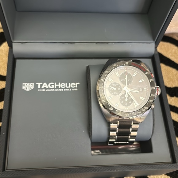 Tag Heuer Men's Watch - Picture 2 of 3